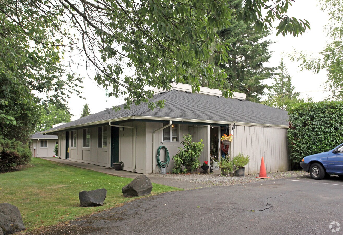 Photo - 2526-2536 42nd Ave SE