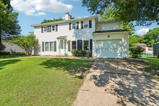 3207 Patty Ln