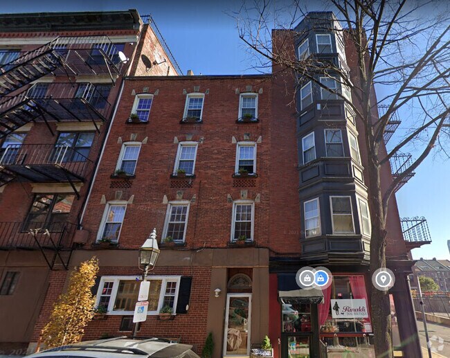 Building Photo - 148 N St Rental