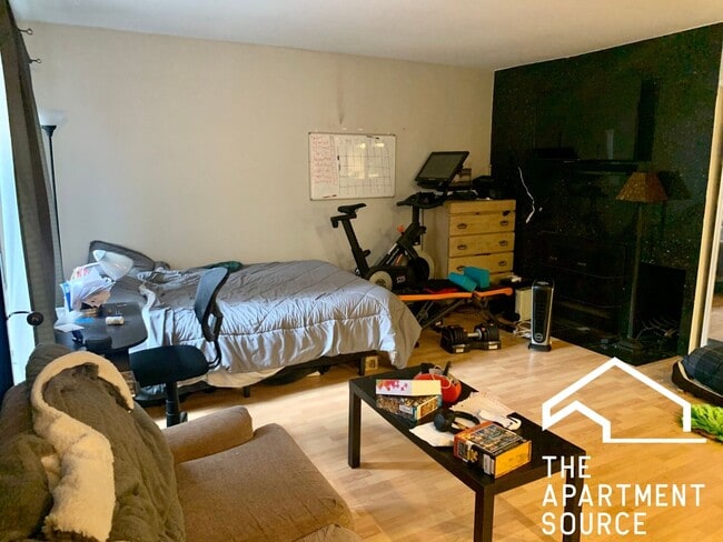 Photo - 744 W Gordon Ter Unit 201