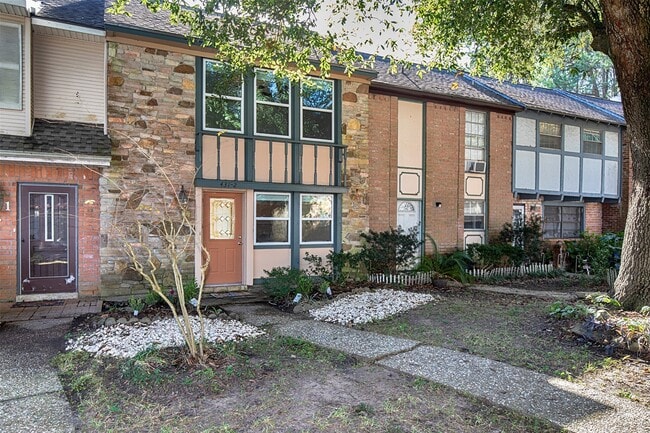 Photo - 431 Sunset Dr Unit 2