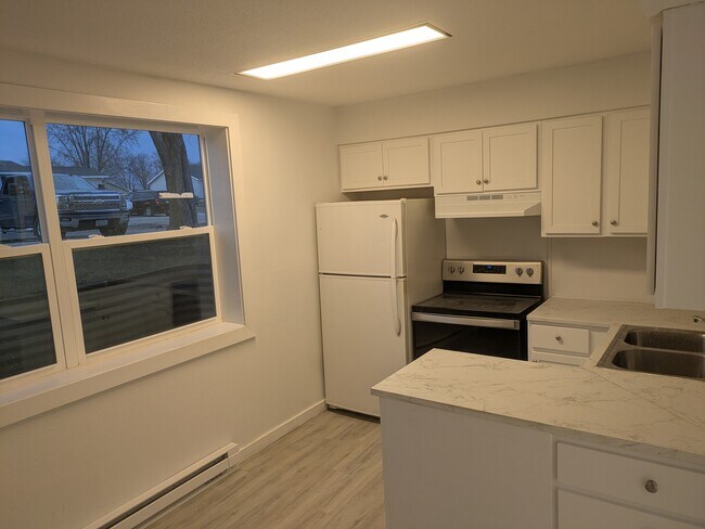 Photo - 502 W Market St Unit 101