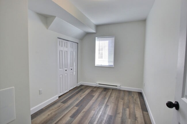 Photo - 153 St. George St Unité c