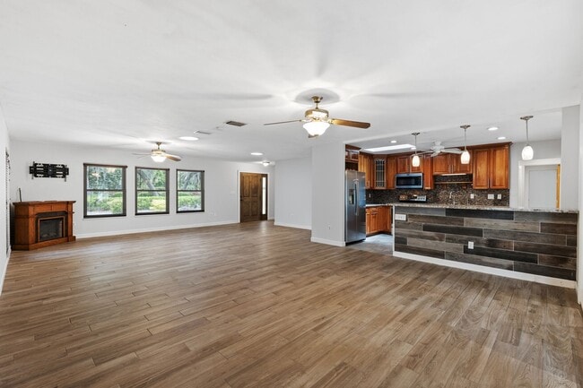 Photo - Welcome to your Pool/Lake Home!