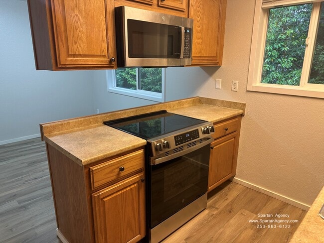 Photo - 8503 Locust Ave E Unit 4