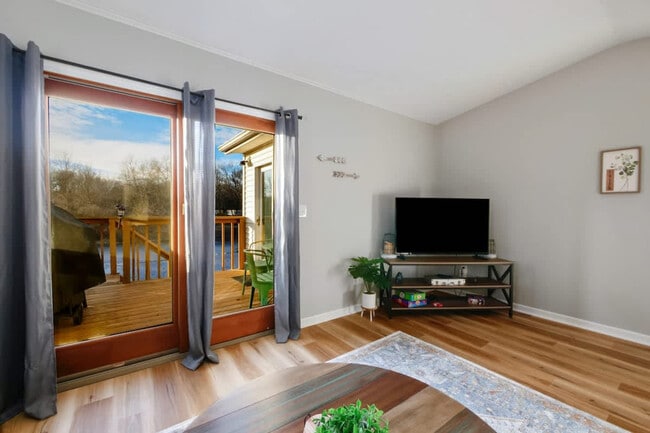 Photo - 4544 Erie Ave NW Unidad SI ID1496113P