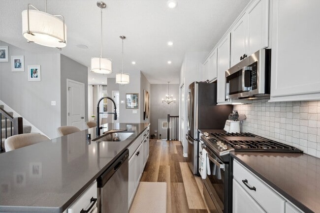 Photo - Rare End Unit 3Bed 3Bath Townhome in Rogers