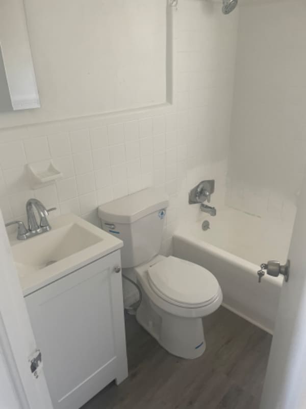 Photo - 322 Pine Ave