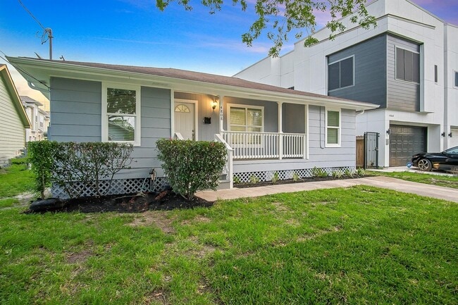 Photo - 4808 Terry St