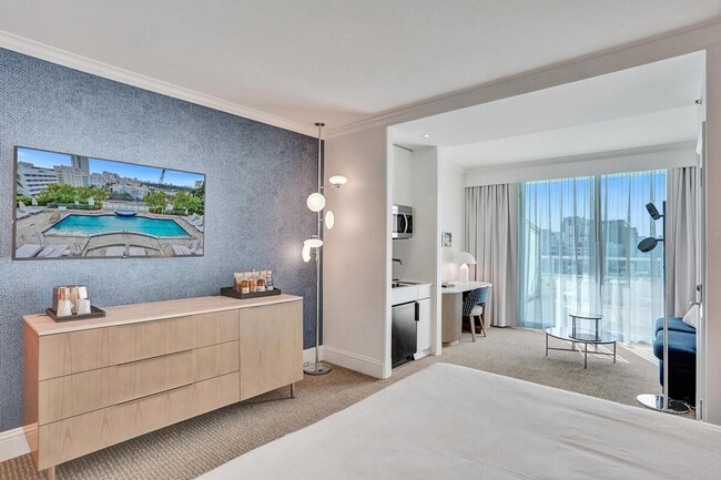 Photo - 4401 Collins Ave Unit SI ID1540460P