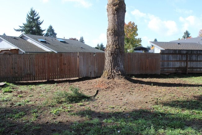 Photo - 4 Bed 2 Bath Hillsboro Ranch