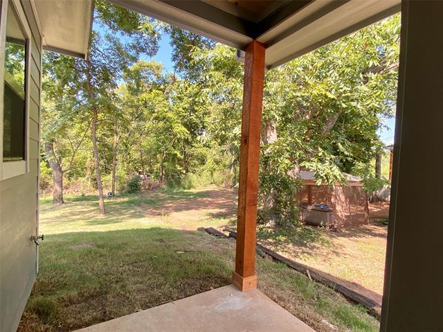 Photo - 114 W Walker St