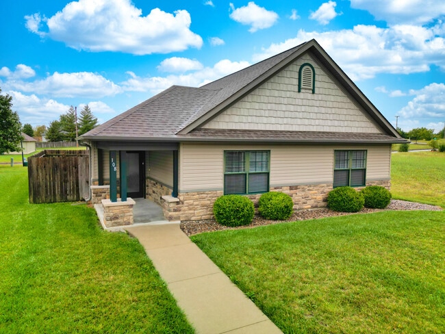 Building Photo - 108 Corcoran Dr