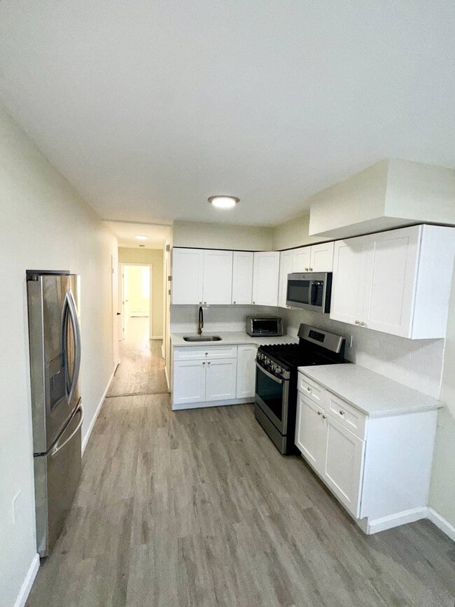 Photo - 1316 East 100th Street Unit 1