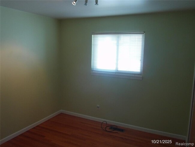 Photo - 762 Ruffner Ave