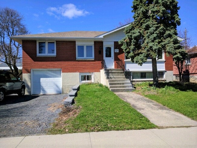 Building Photo - 1155 Johnson St