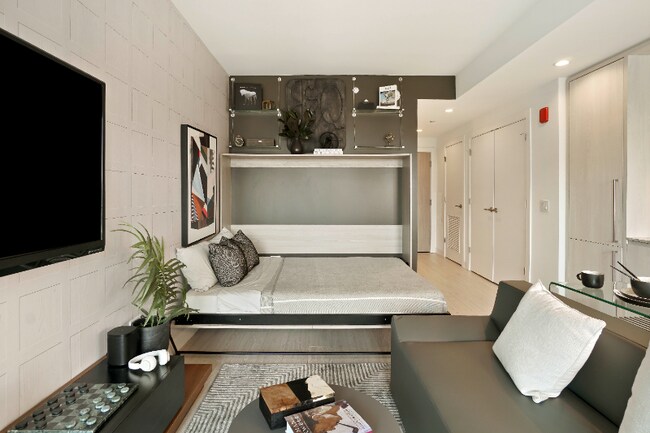 Photo - 300 N Union Ave