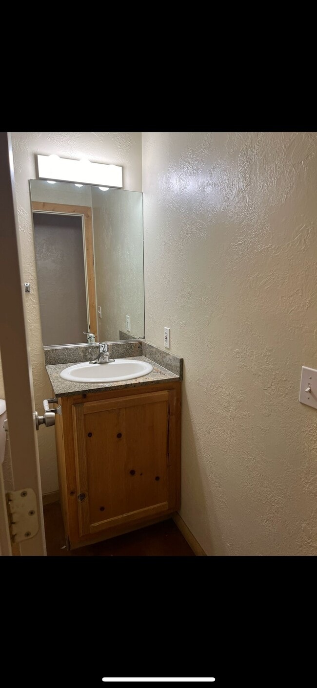 Photo - 2020 E Ambush St Unit A