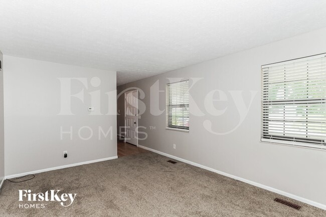 Photo - 3938 Schroeder Dr