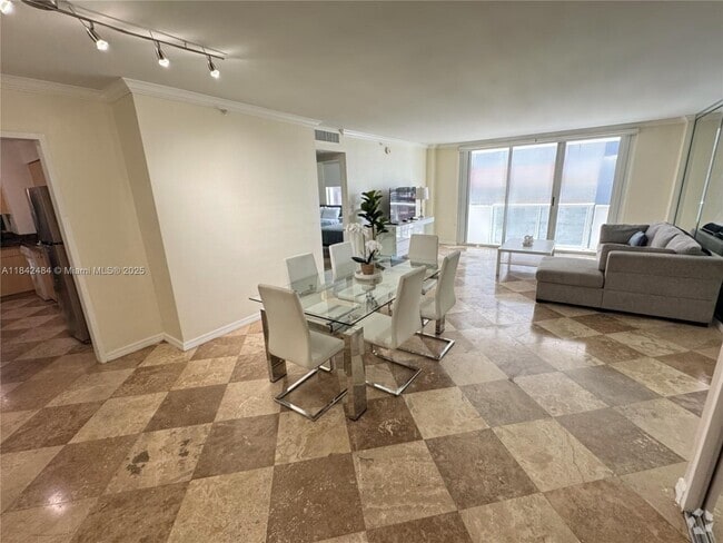 Building Photo - 9195 Collins Ave Unit 912 Rental