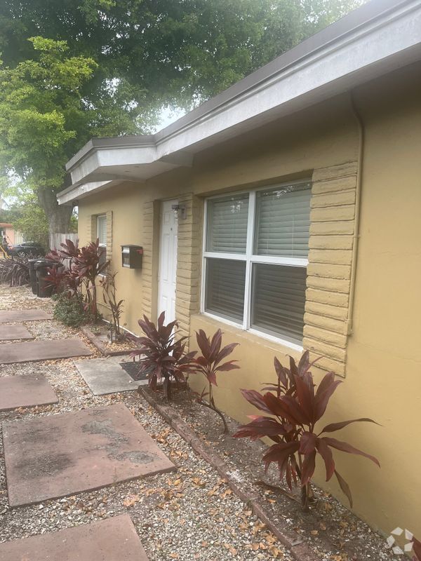 Building Photo - 600 NW 16th St Rental