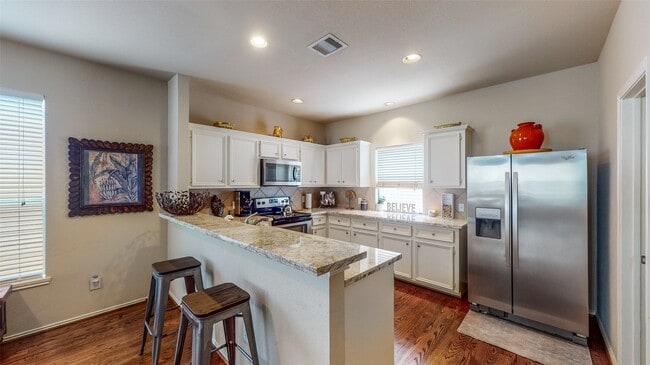 Photo - 1321 Paige St