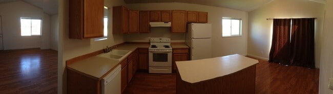 Photo - A sweetheart of a home !