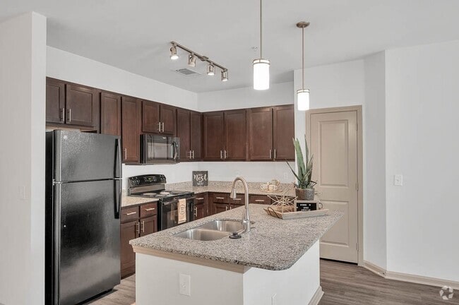 Building Photo - Anatole at Norman Rental
