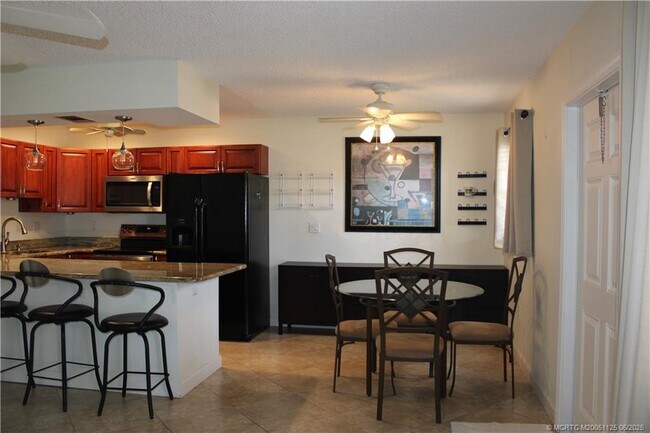 Photo - 2600 S Kanner Hwy Unidad H5