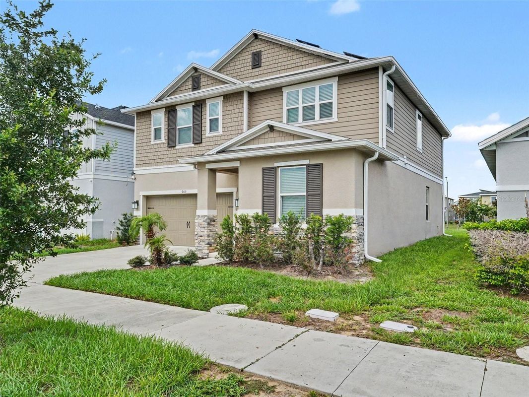 Photo - 905 Overpool Ave
