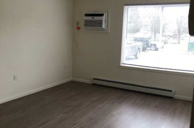 Building Photo - 424 Franklin St