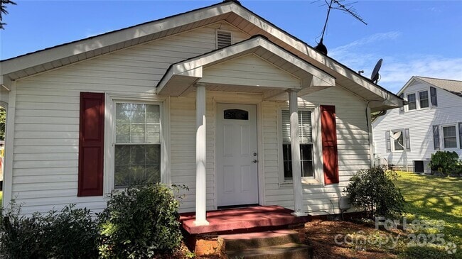 Building Photo - 477 Turnersburg Hwy Rental