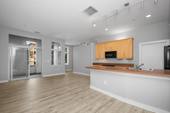 Photo - 1150 Vine St Unit 24