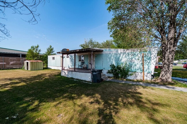 Photo - 1452 Huckleberry St