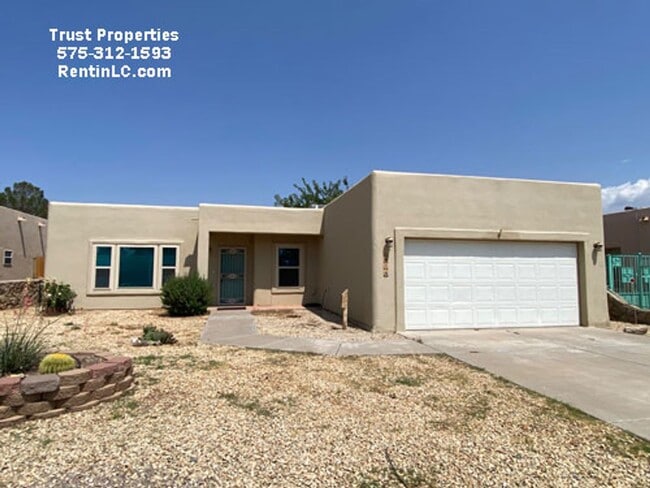 Building Photo - Great 3/2 with Mountain Views close to WSM... Rental
