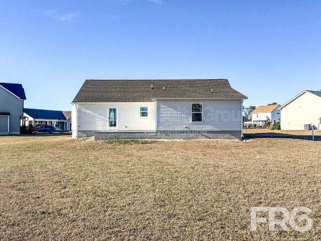 Photo - 102 Michael Thomas Pl