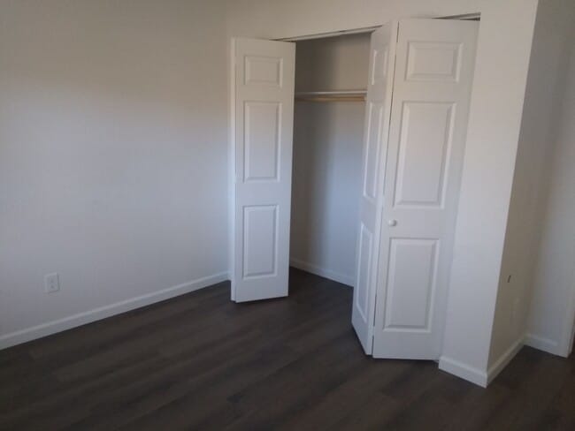 Photo - 2 bed 2 bath w/carport, Great location off... Unit A-309