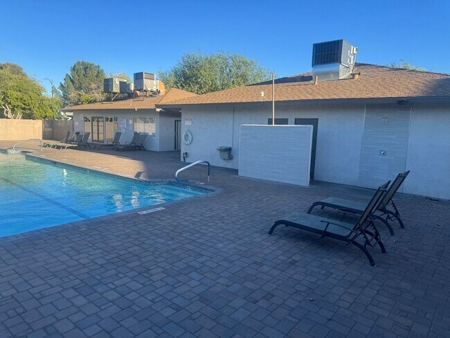 Photo - 1497 Dorothy Ave