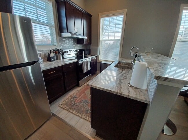 Photo - 1786 W Willis St Unidad 6