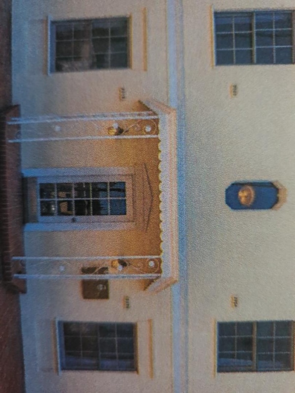 Building Photo - 2018 W 39th St