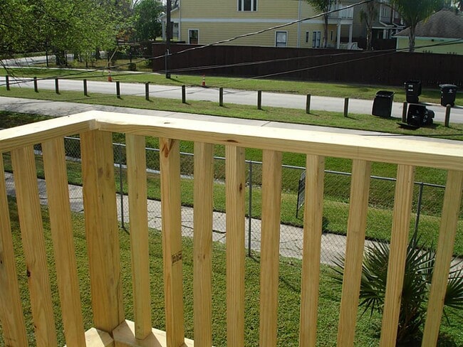 Photo - 447 W 22nd St