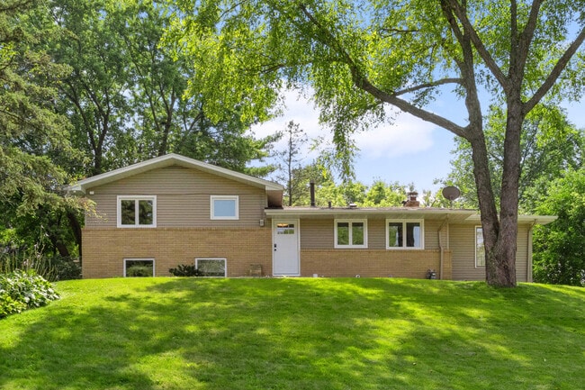 Photo - 4035 Wasatch Ln