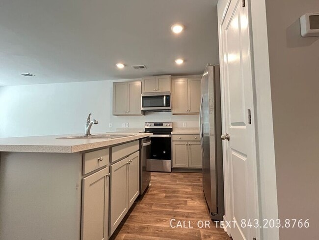 Photo - 155 Rosefield Ct