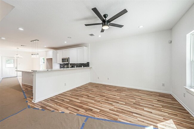 Photo - 5317 Chennault Rd