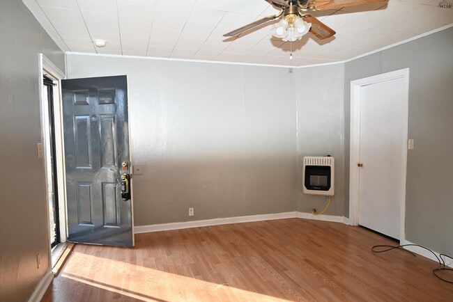 Photo - 3402 Grant St