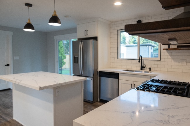 Photo - 9704 NE 124th St