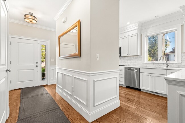 Photo - 95 Hemingway St