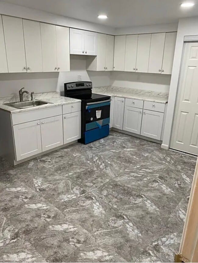 Photo - 7615 Colony Ave