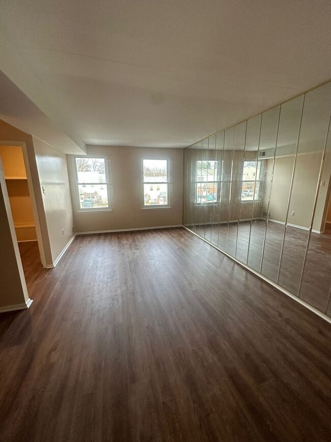 Photo - 2830 Saxton Rd Unit 2830 Saxton Road B