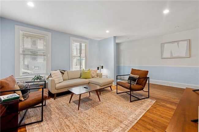 Photo - 1207 Linden Pl